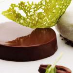Cuvée Grand Marnier Louis -Alexandre infusé Pâté de Chocolat avec Pistache garni